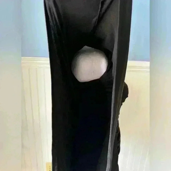 NWT Susana Monaco Ruched Butterfly Ruched Top ~ Black ~ Small ~ VERY FLATTERING! - Picture 6 of 7